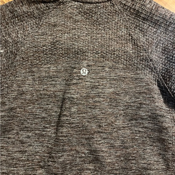 Lululemon womens Jacket Size 2 - Picture 4 of 5